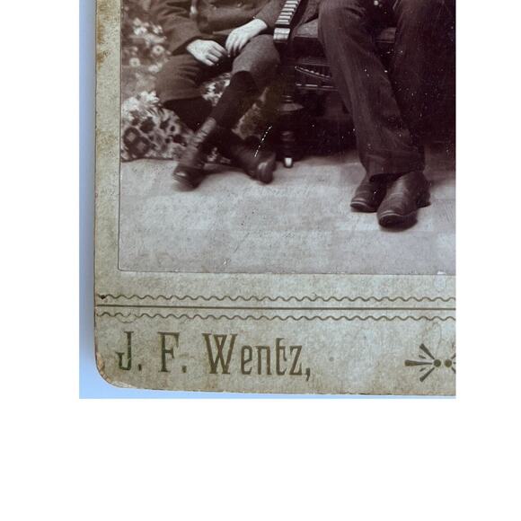 Antique Photo Cabinet Card 1900s Handsome Family Of Five JF Wentz Ridgeville Ind - Picture 3 of 7